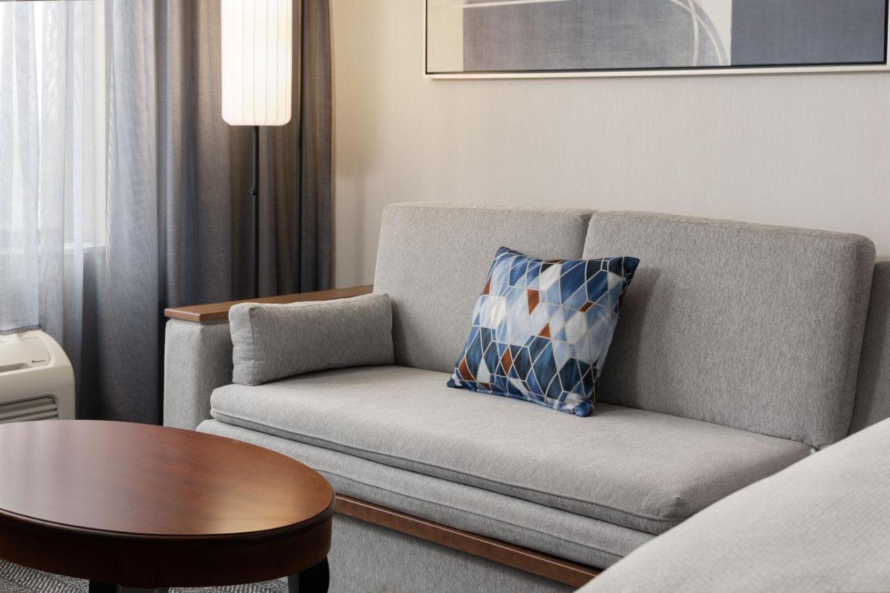 Courtyard By Marriott Ontario Rancho Cucamonga Otel Dış mekan fotoğraf