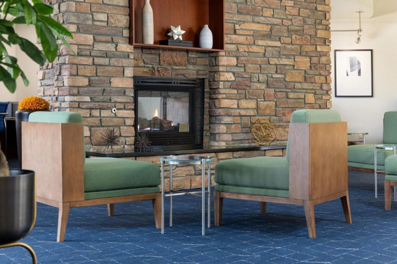 Courtyard By Marriott Ontario Rancho Cucamonga Otel Dış mekan fotoğraf