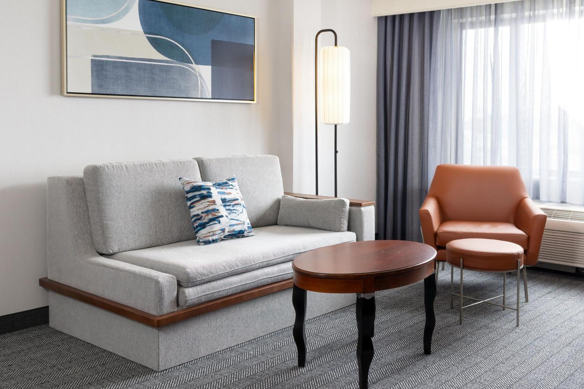 Courtyard By Marriott Ontario Rancho Cucamonga Otel Dış mekan fotoğraf