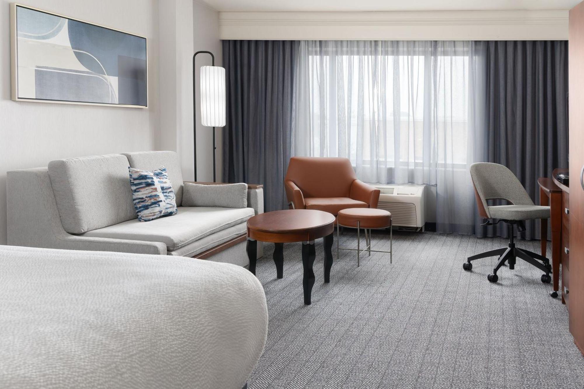 Courtyard By Marriott Ontario Rancho Cucamonga Otel Dış mekan fotoğraf