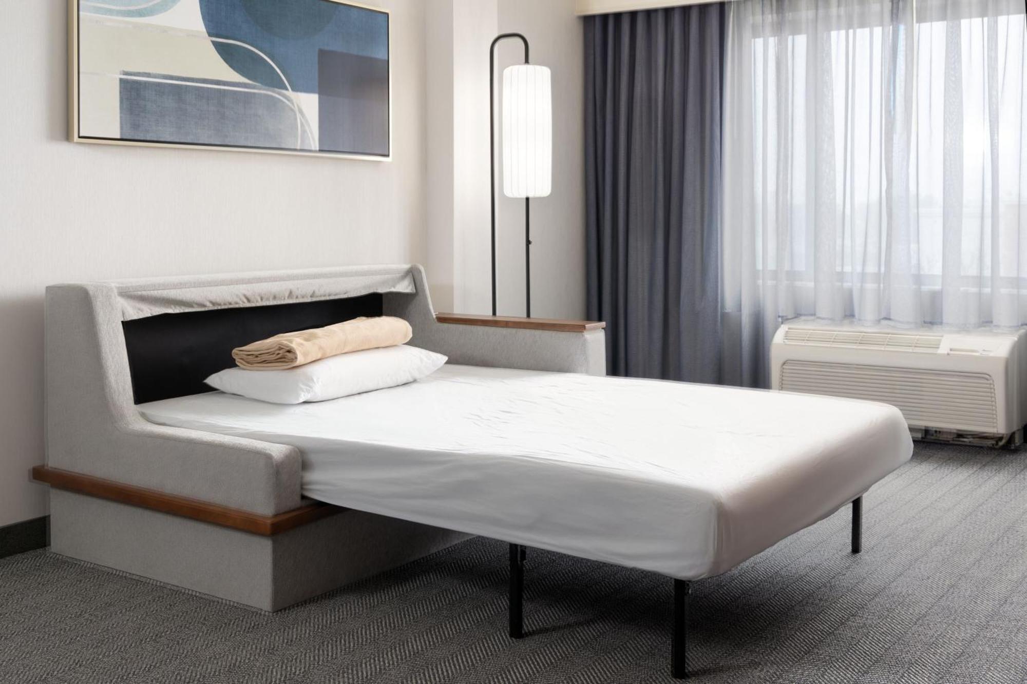 Courtyard By Marriott Ontario Rancho Cucamonga Otel Dış mekan fotoğraf