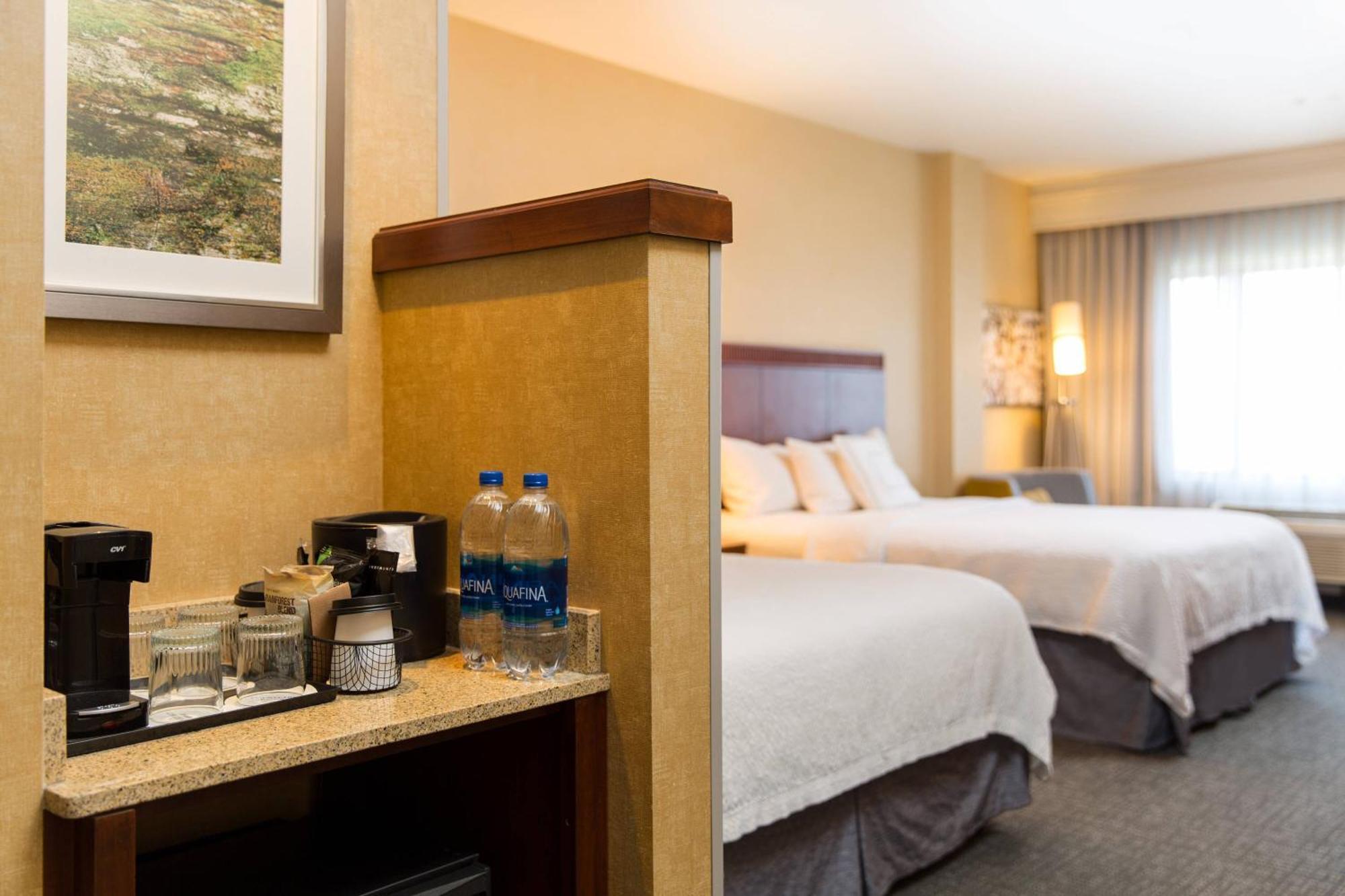 Courtyard By Marriott Ontario Rancho Cucamonga Otel Dış mekan fotoğraf
