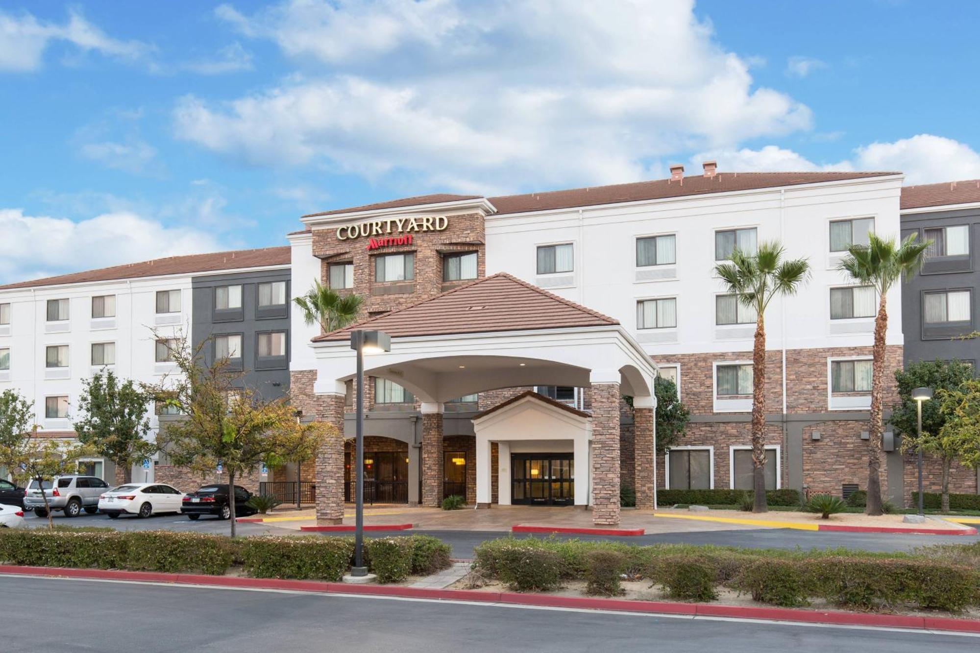 Courtyard By Marriott Ontario Rancho Cucamonga Otel Dış mekan fotoğraf