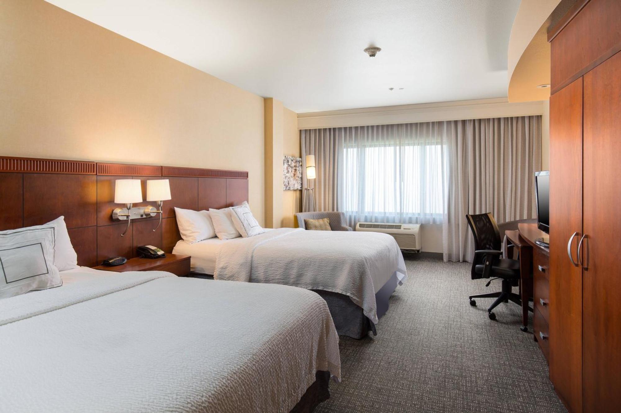 Courtyard By Marriott Ontario Rancho Cucamonga Otel Dış mekan fotoğraf