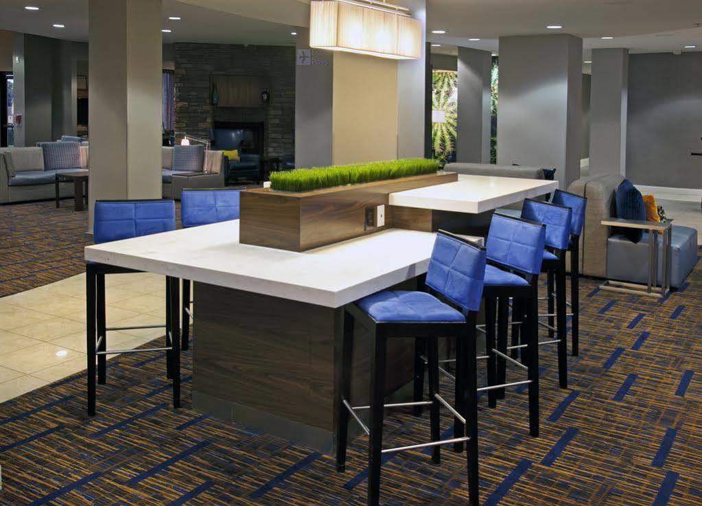 Courtyard By Marriott Ontario Rancho Cucamonga Otel Dış mekan fotoğraf